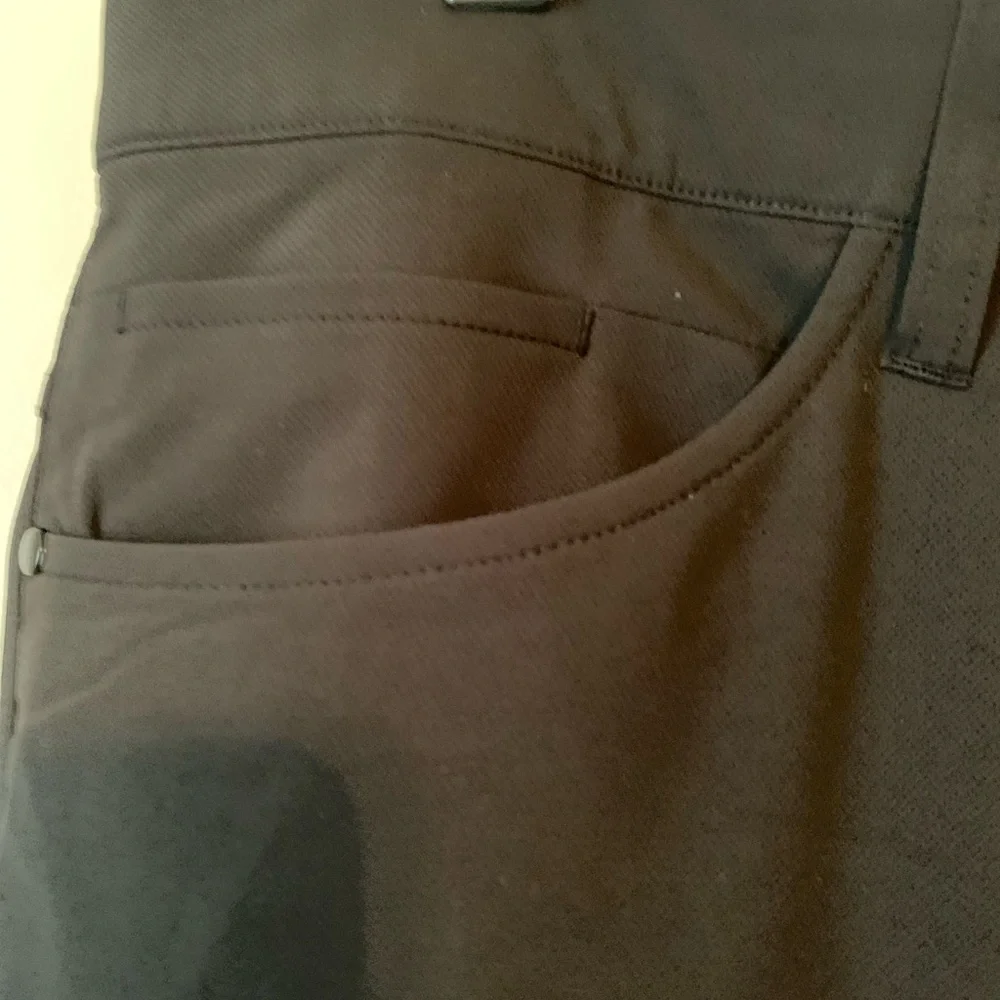 Kirkland Signature Black Trousers - Picture 4 of 8
